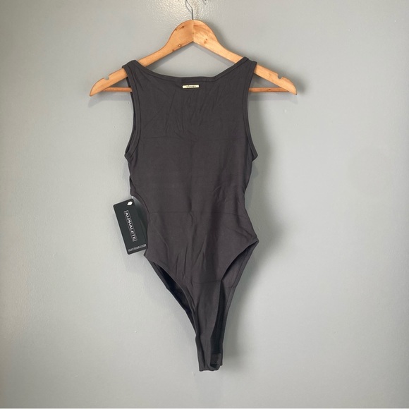 Alphalete Monach Cut Out Bodysuit Dark Grey One Piece Gym Workout Wear BNWT - Picture 15 of 16